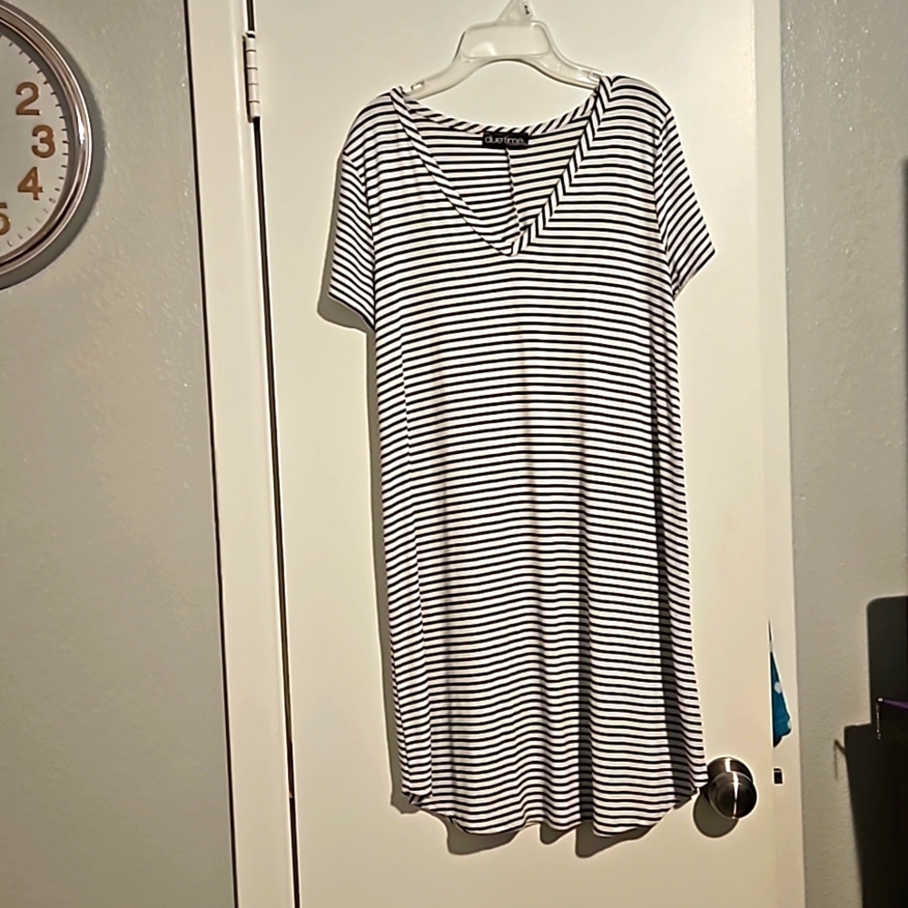 Small striped maternity dress